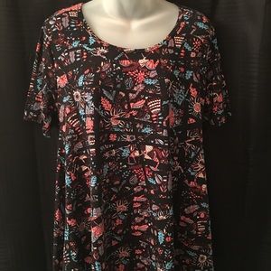 Lularoe perfect tee!